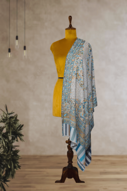 Kani Jama – Pastel Floral Design